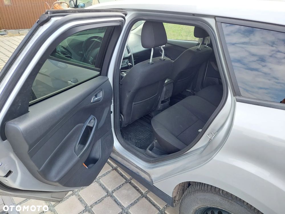 Ford Focus 1.0 EcoBoost Trend ASS - 6