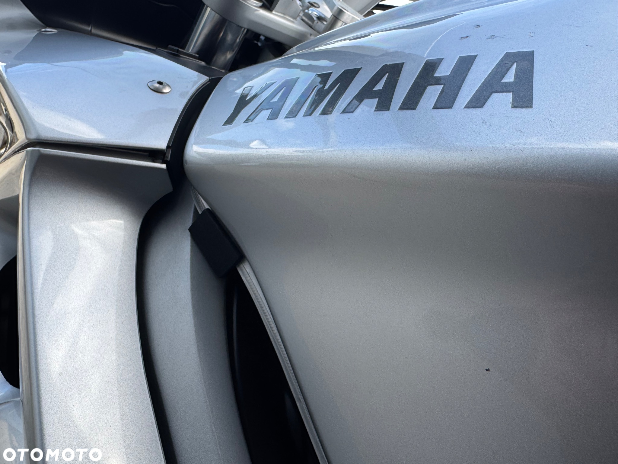 Yamaha FJR - 12