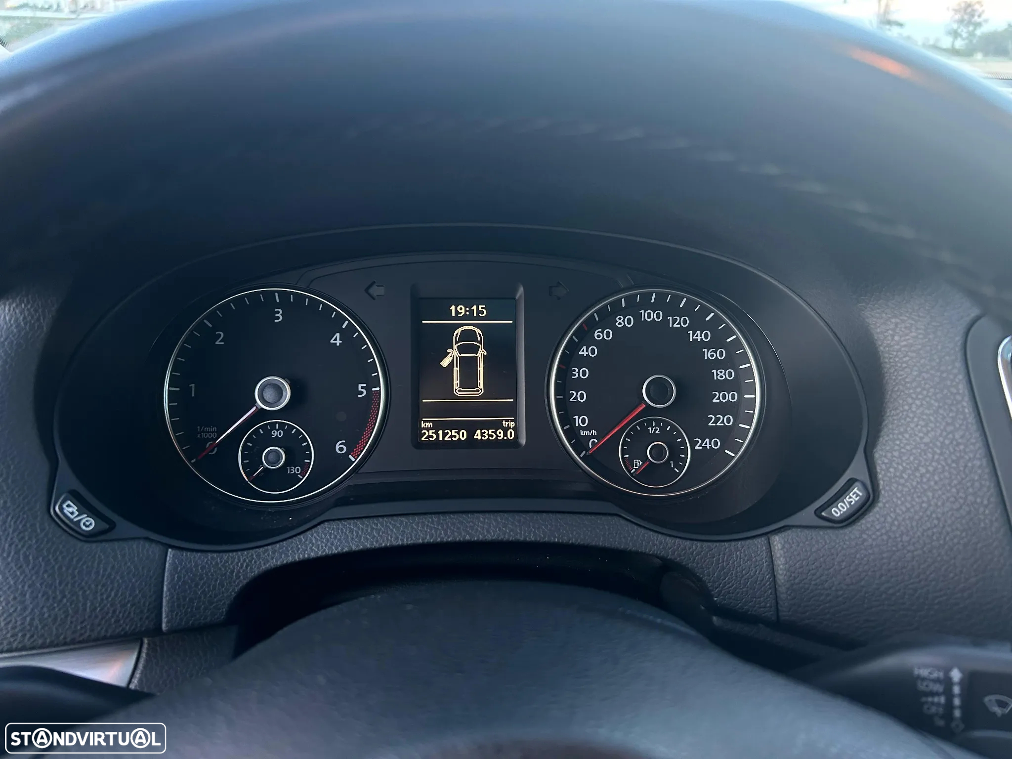 VW Sharan 2.0 TDI Highline DSG - 33