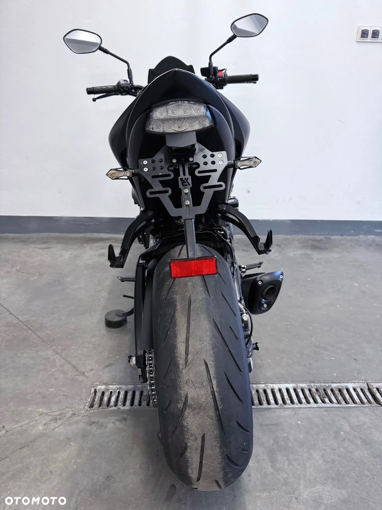Suzuki GSX - 40