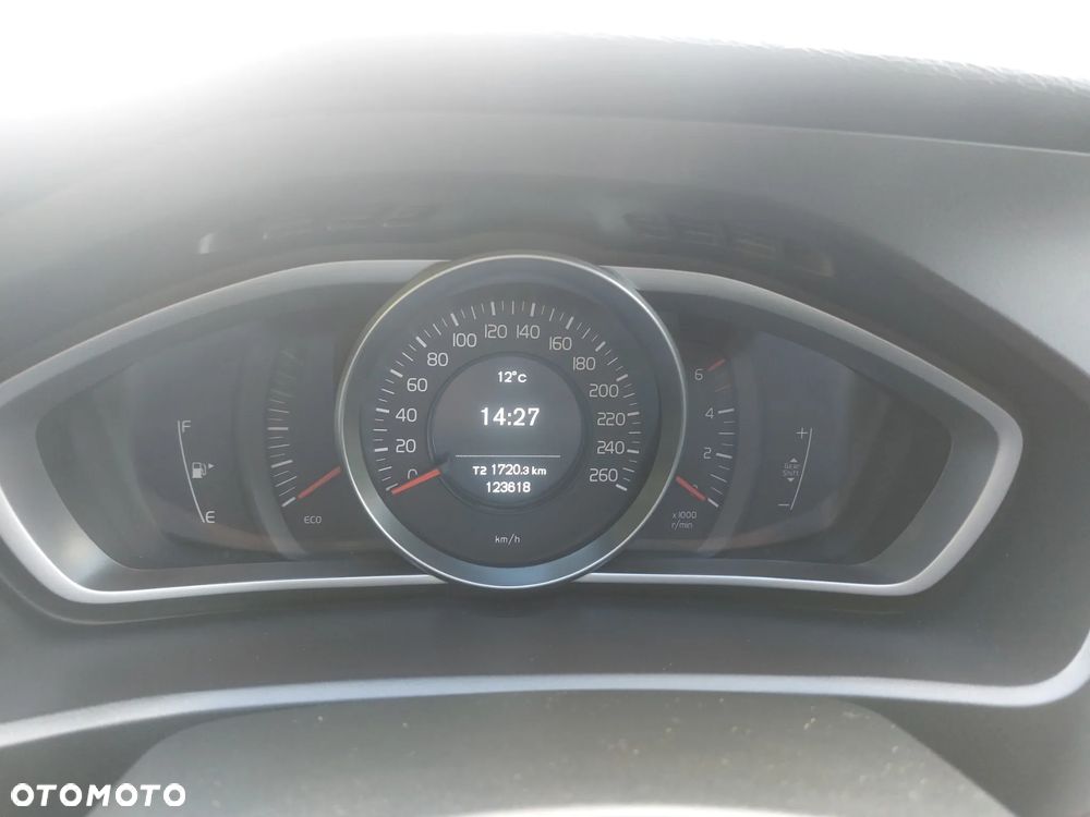 Volvo V40 - 32