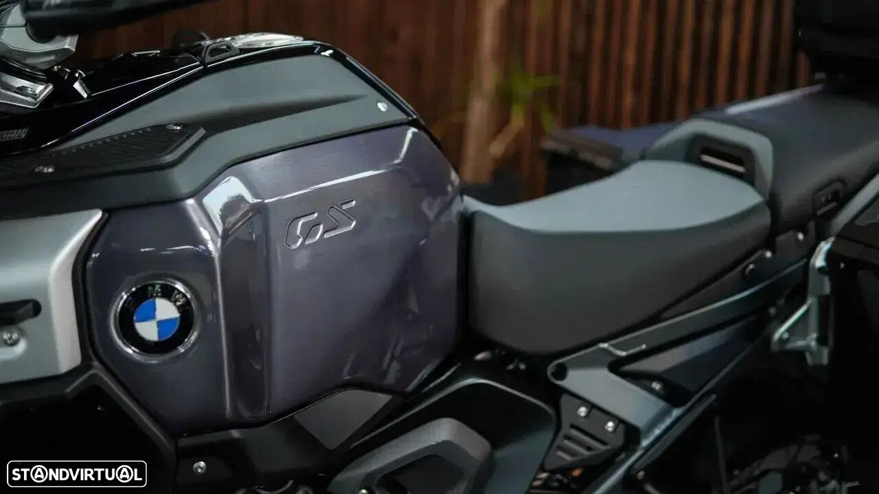 BMW R 1300 GS Adventure TRIPLE BLACK REBAIXADA - 12