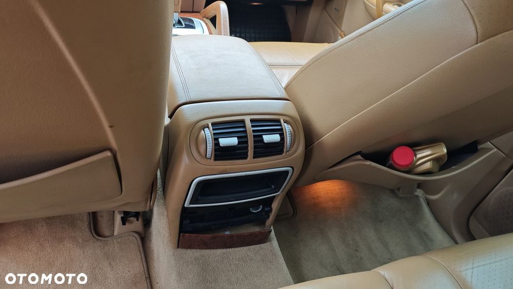 Porsche Cayenne - 12