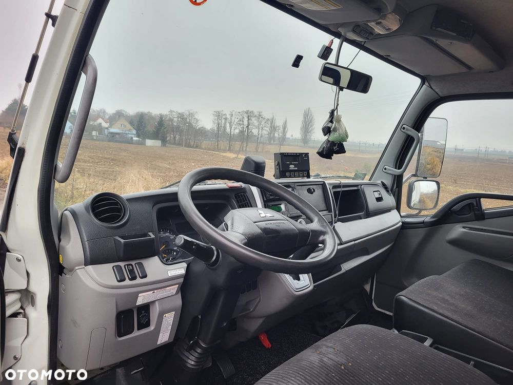 Mitsubishi Canter Fuso 9C18 2020r 187 tyś km Chłodnia Mroźnia Agregat CARRIER Supra 550 - 5