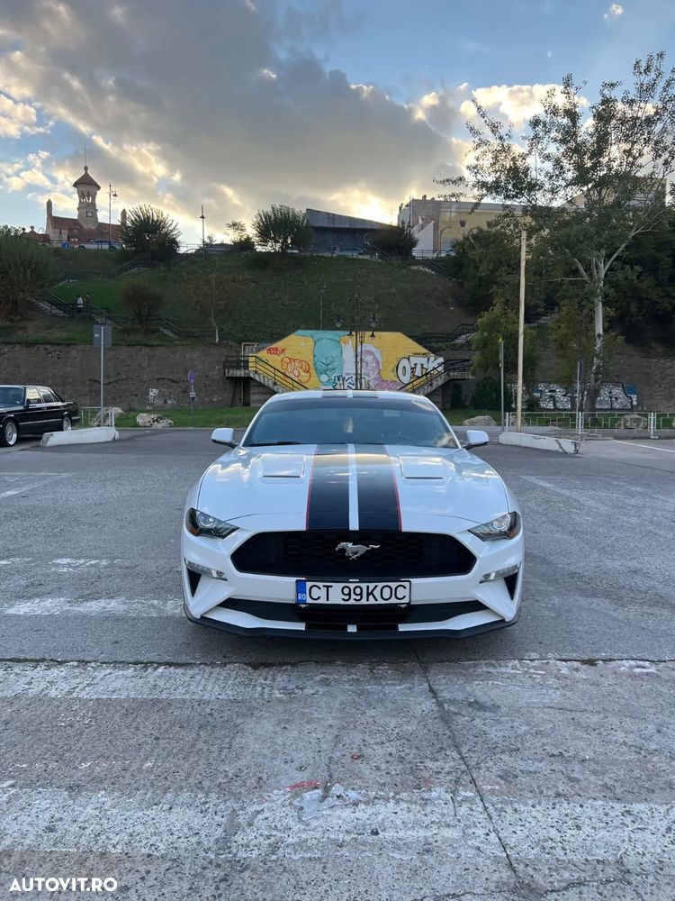 Ford Mustang 2.3 Eco Boost Aut. - 1