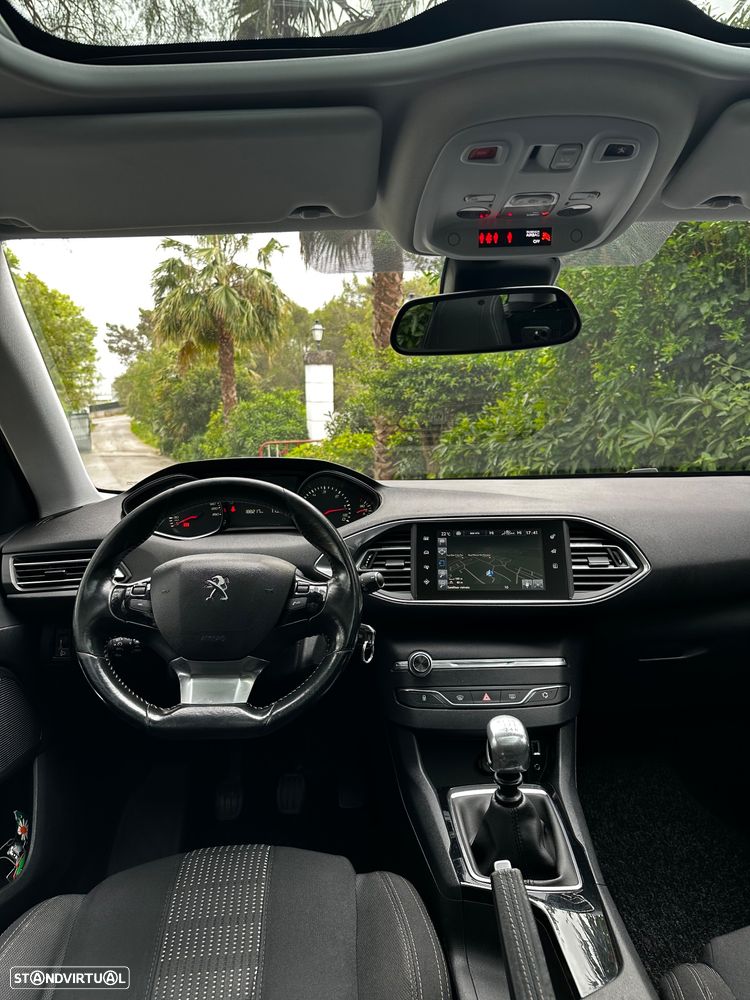 Peugeot 308 HDi FAP 90 Tendance - 16