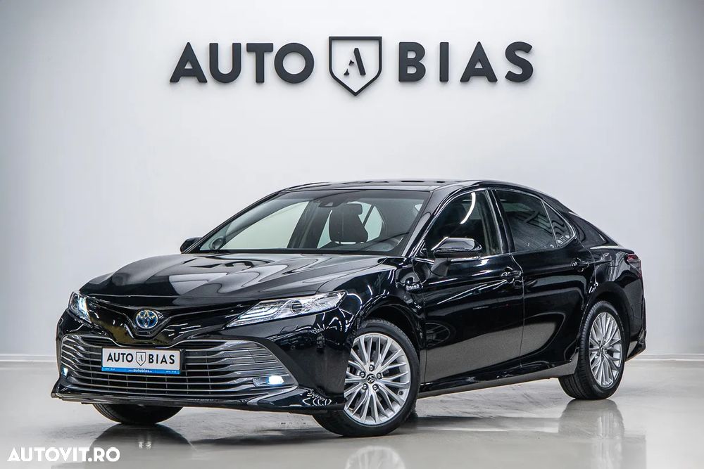Toyota Camry 2.5 Hybrid Exclusive - 2