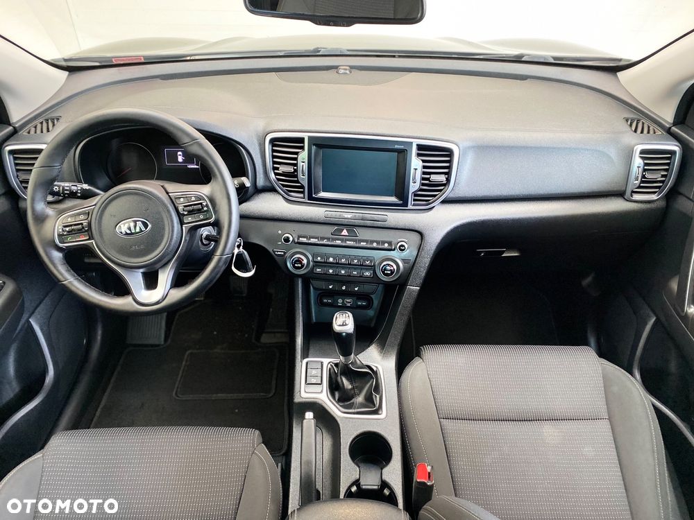 Kia Sportage 1.6 GDI 2WD DREAM-TEAM EDITION - 10