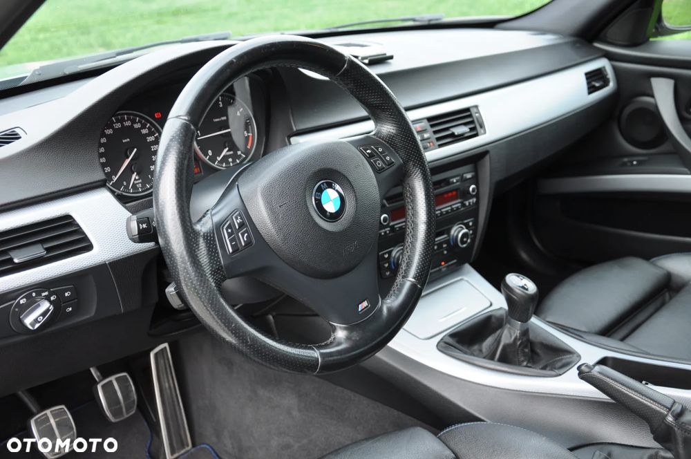 BMW Seria 3 320d - 14