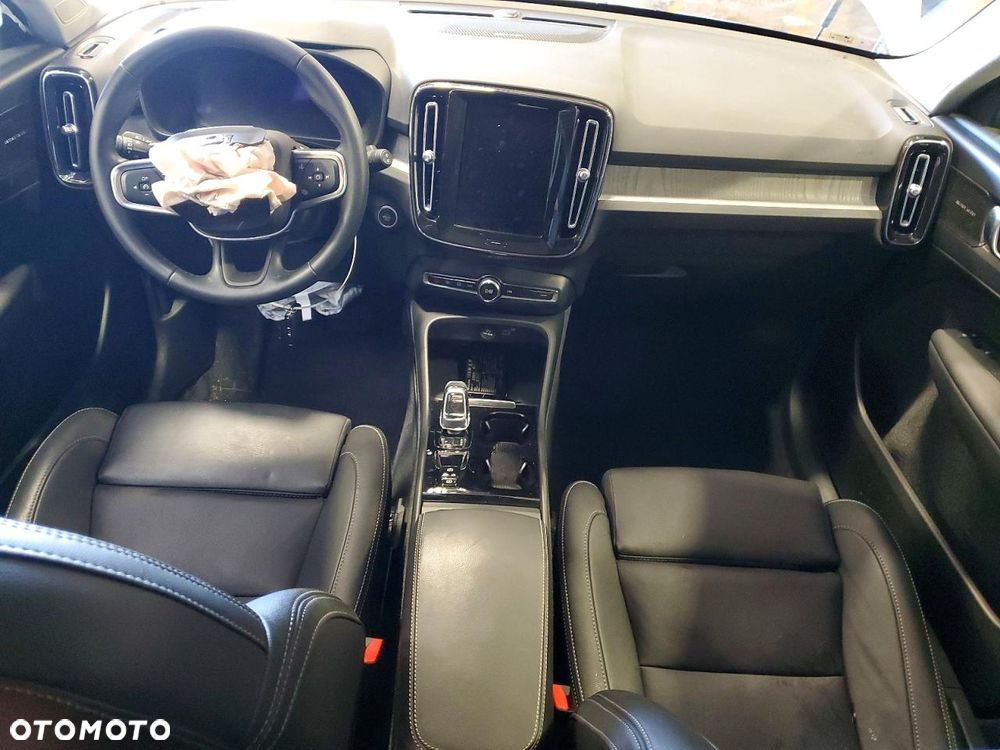 Volvo XC 40 B5 B AWD Ultimate Bright - 9