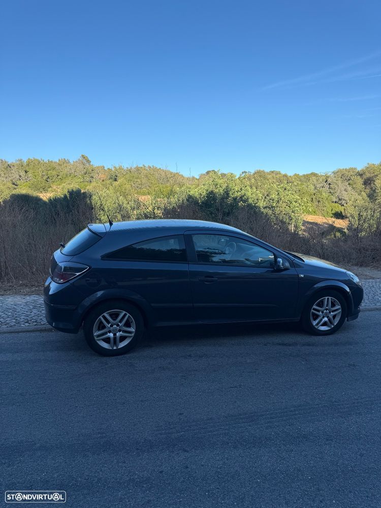 Opel Astra GTC 1.7 CDTI - 9