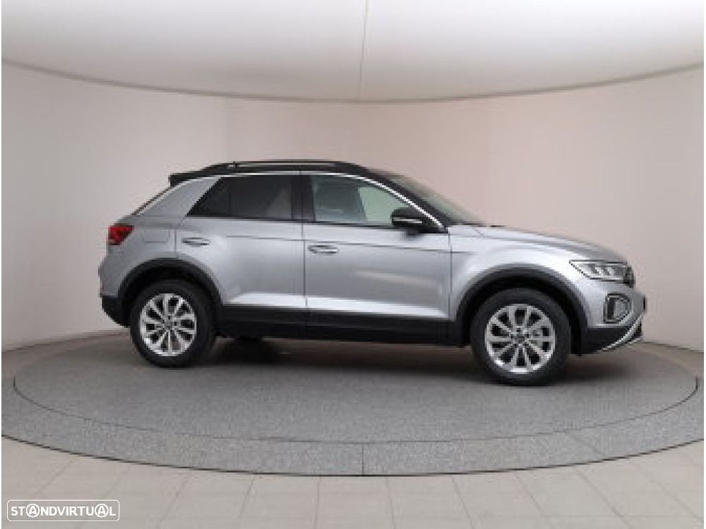 VW T-Roc 1.5 TSI Urban DSG - 8