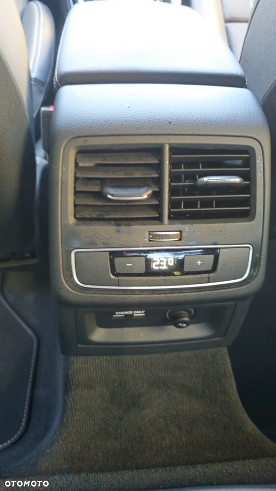 Audi A4 Limousine - 20