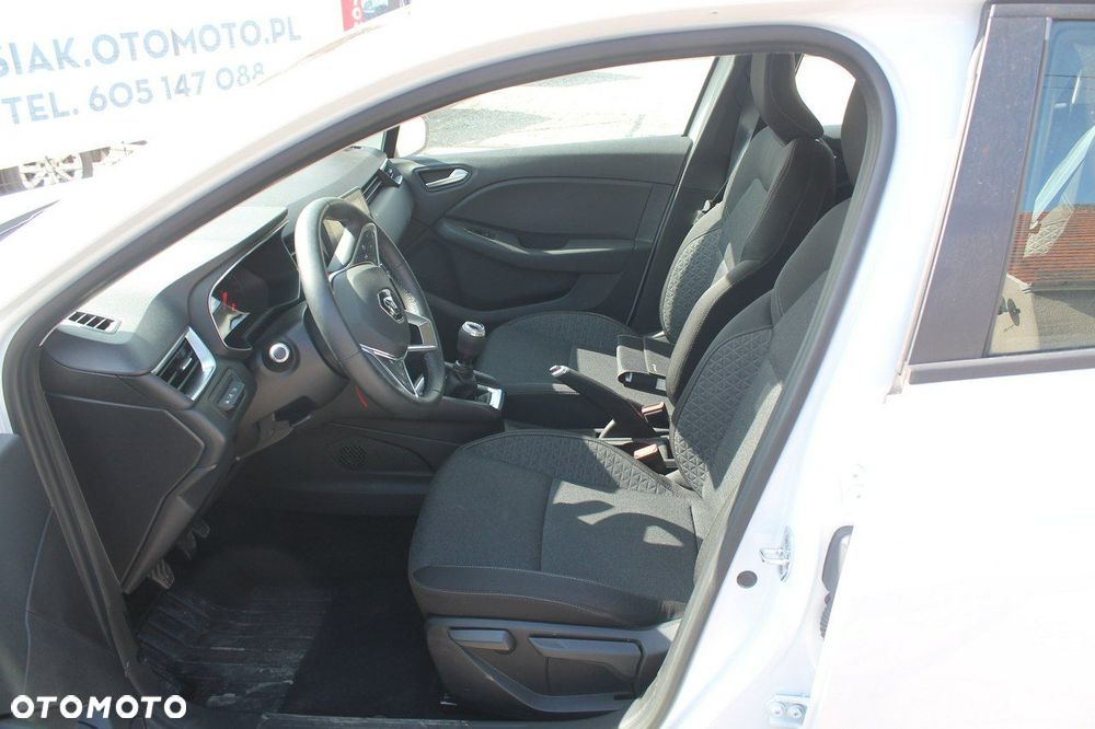 Renault Clio - 9
