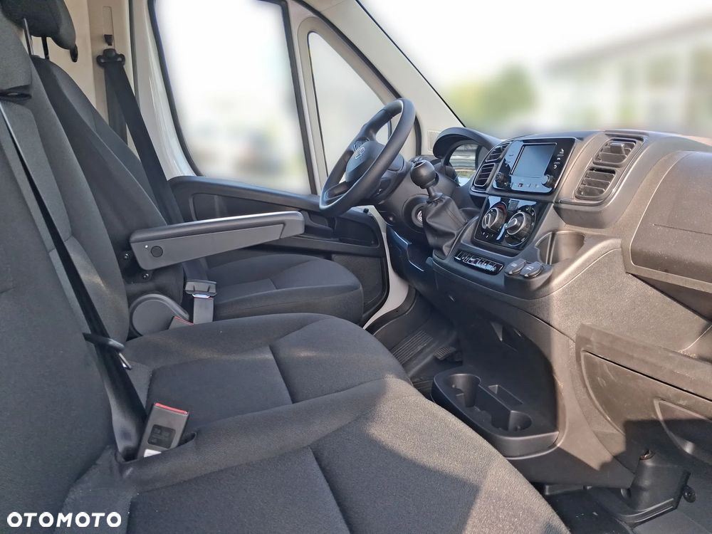 Toyota Proace Max - 9
