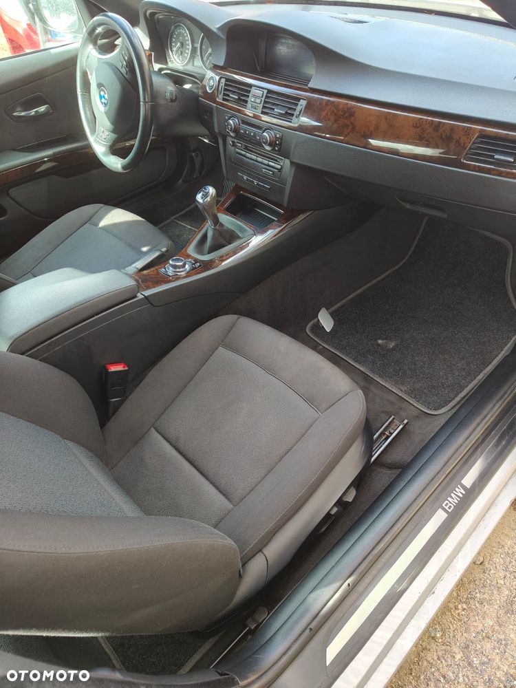 BMW Seria 3 330d xDrive Edition Exclusive - 12