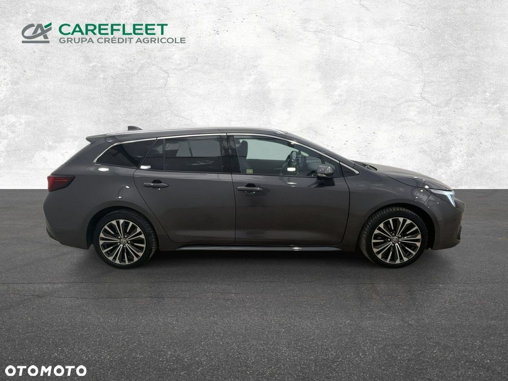 Toyota Corolla - 4