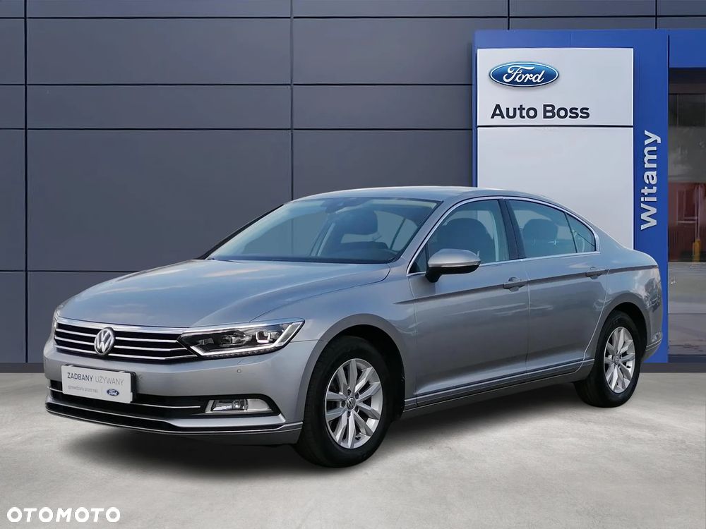Volkswagen Passat 2.0 TDI SCR Comfortline - 1