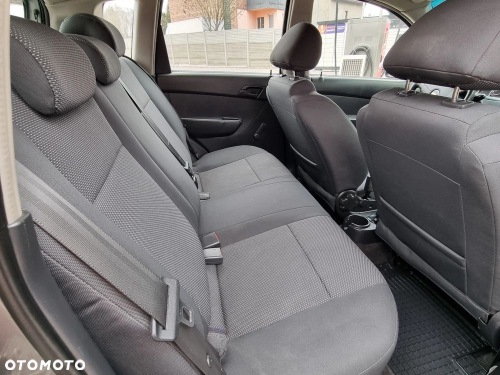 Chevrolet Aveo 1.2 16V Base / Classic - 12