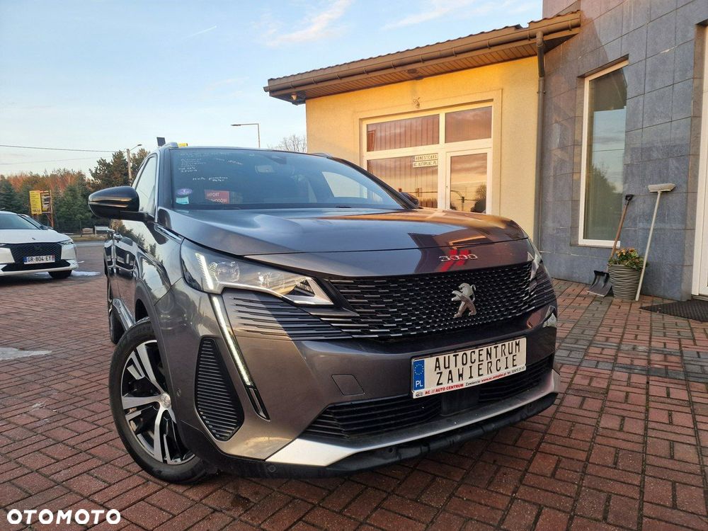 Peugeot 3008 1.6 PureTech HYbrid GT Line S&S EAT8 - 12