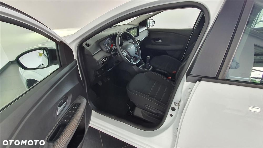 Dacia Sandero - 12