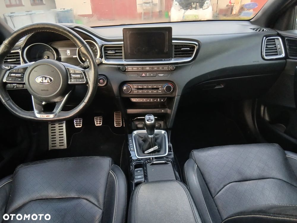 Kia ProCeed 1.4 T-GDI GT Line - 9