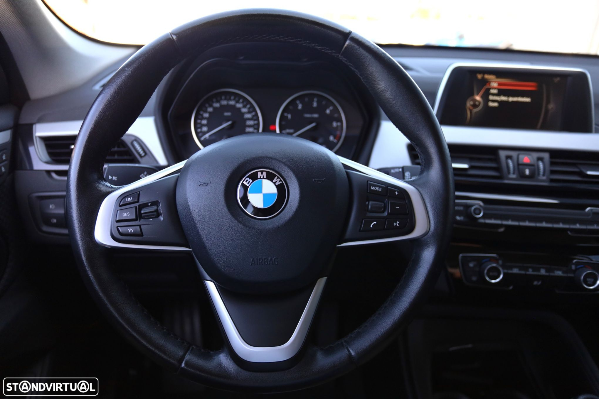 BMW X1 16 d sDrive - 13