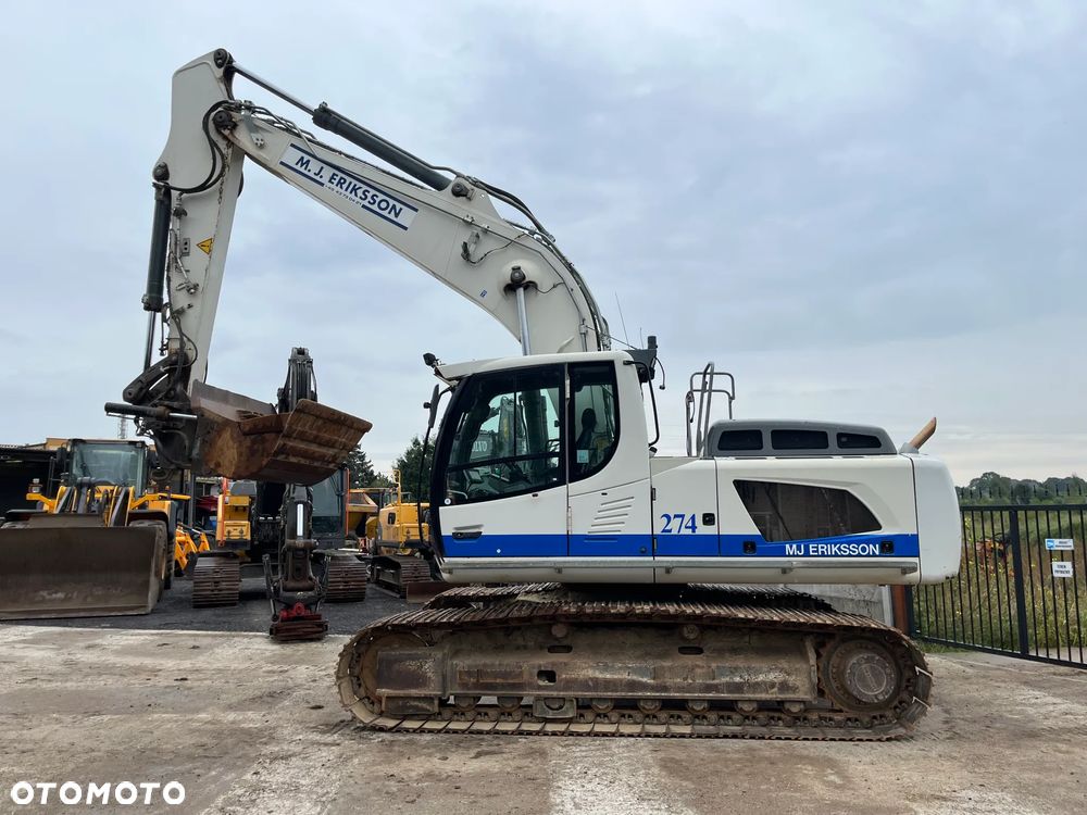 Liebherr R924LC - 1