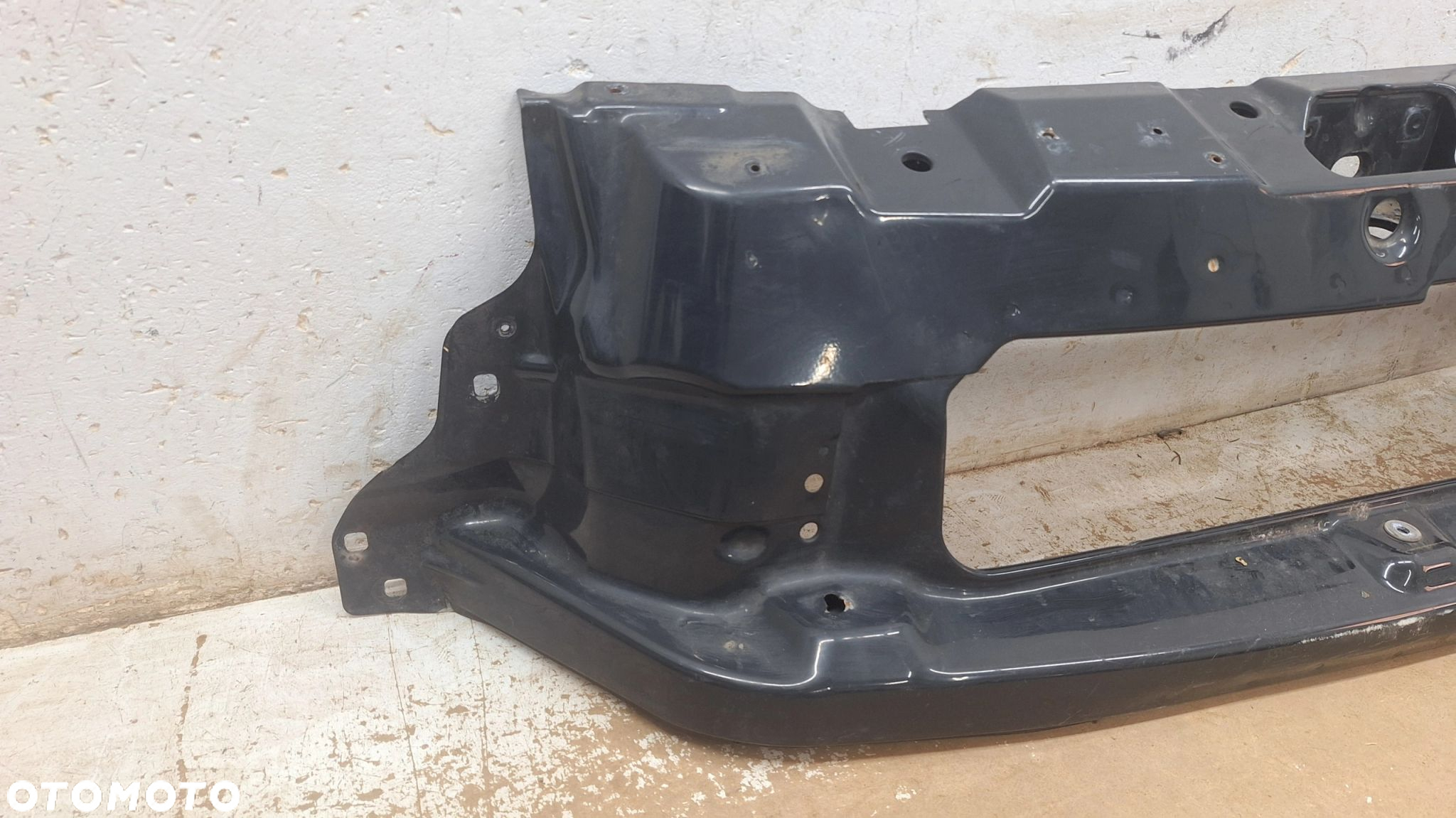 PAS PRZEDNI IVECO DAILY IV 2014 - 2