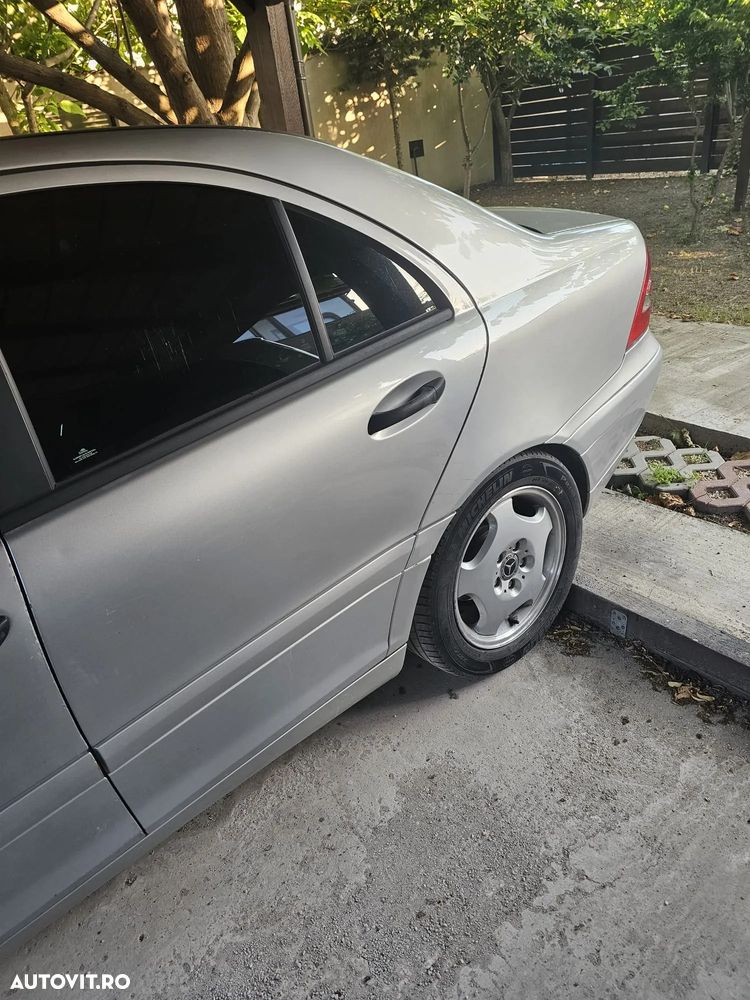MERCEDES-BENZ C-Class 2003 — imagine 14