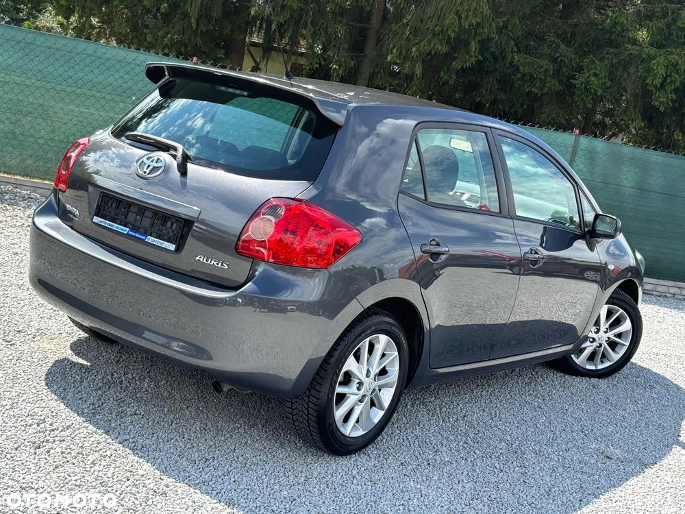 Toyota Auris 1.6 Edition - 19