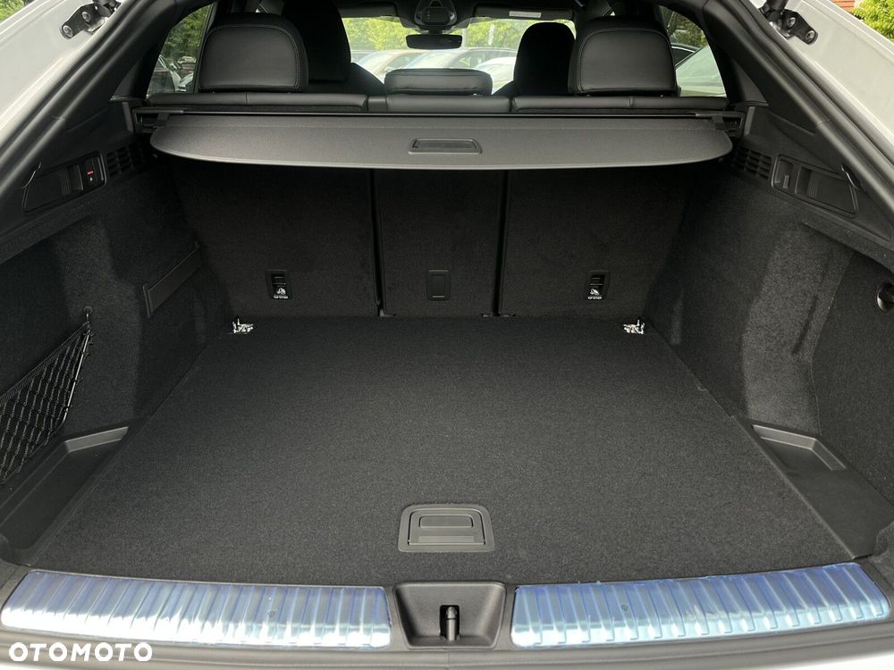 Audi Q5 Sportback - 14