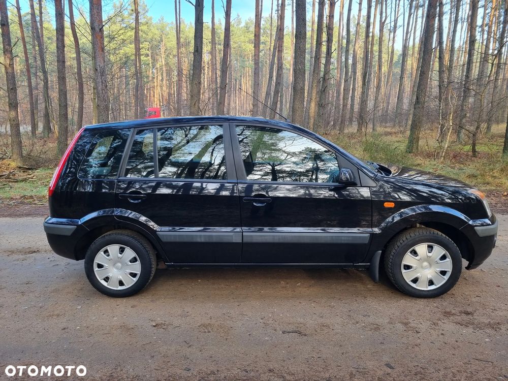 Ford Fusion 1.6 Elegance - 8