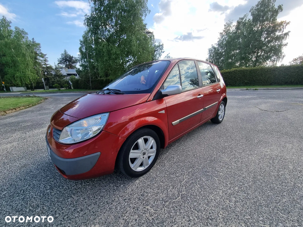 Renault Scenic 1.6 Confort Privilege