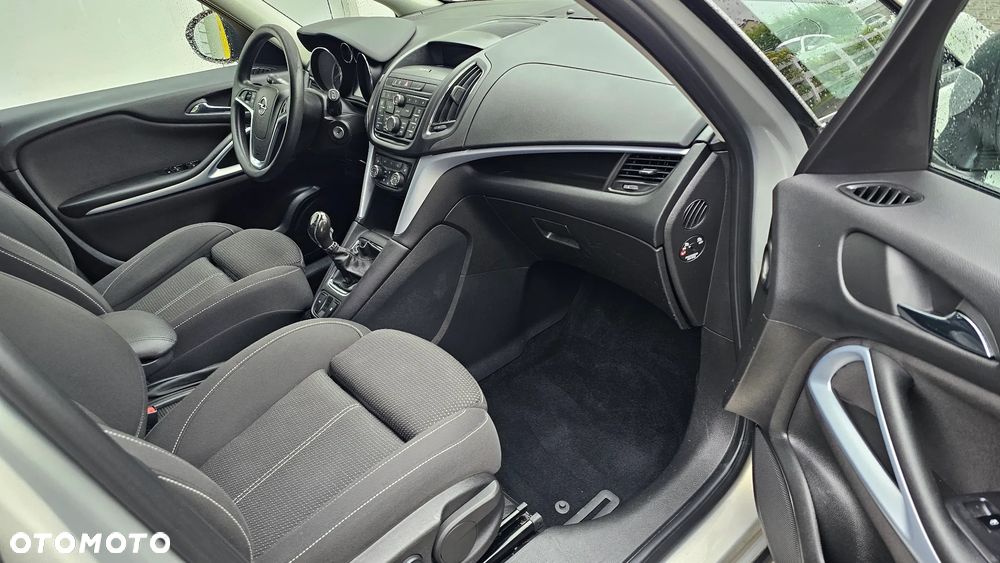 Opel Zafira 1.4 T Cosmo EcoFLEX S&S EU6 - 31