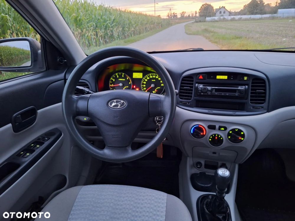 Hyundai Accent 1.5 CRDi Comfort - 16