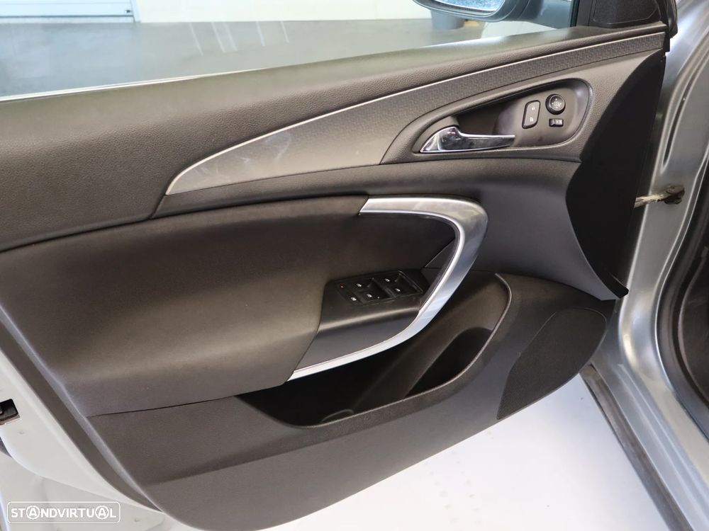 Opel Insignia Sports Tourer 2.0 CDTi Cosmo S/S - 18