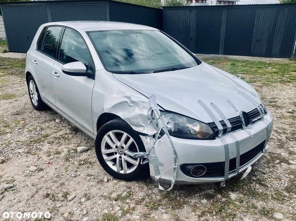 Volkswagen Golf 2.0 TDI DPF Highline - 13