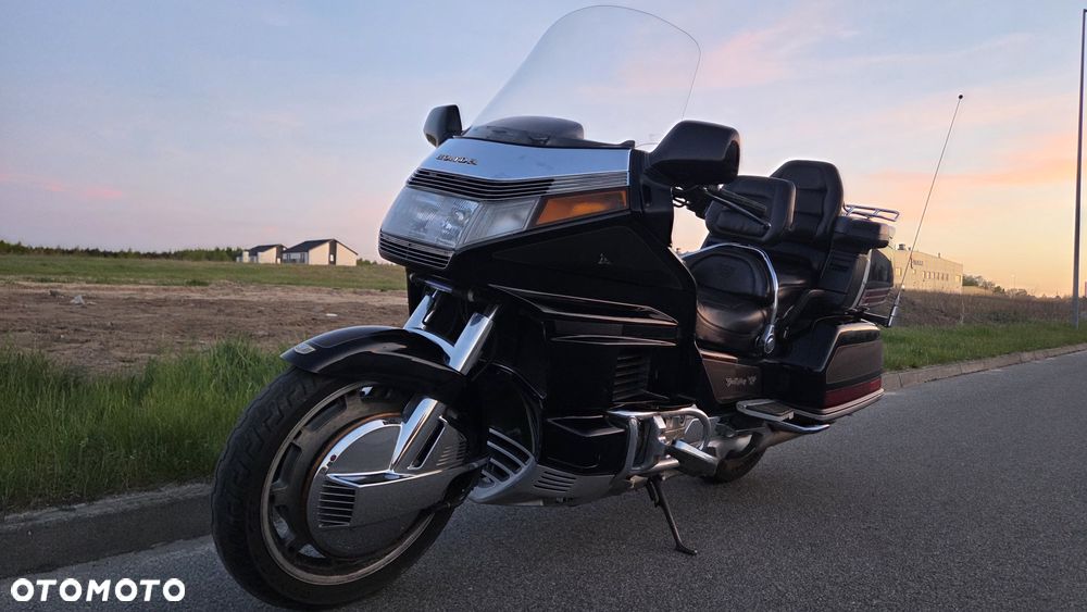 Honda GLX - 16