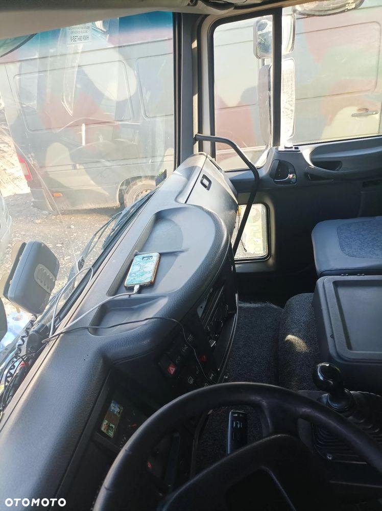 Volvo FL6 - 5