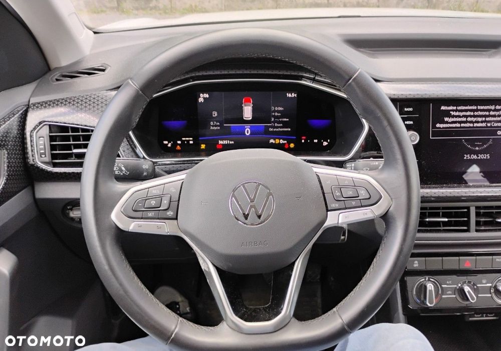 Volkswagen T-Cross - 14