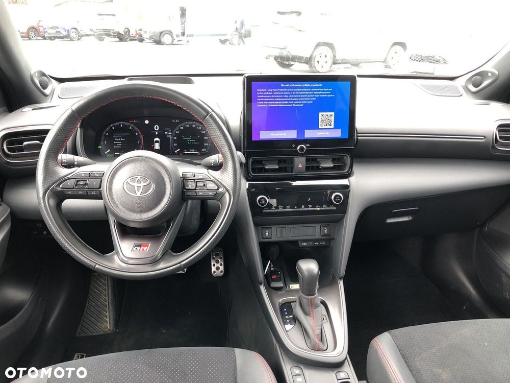 Toyota Yaris Cross Hybrid 1.5 GR Sport - 12