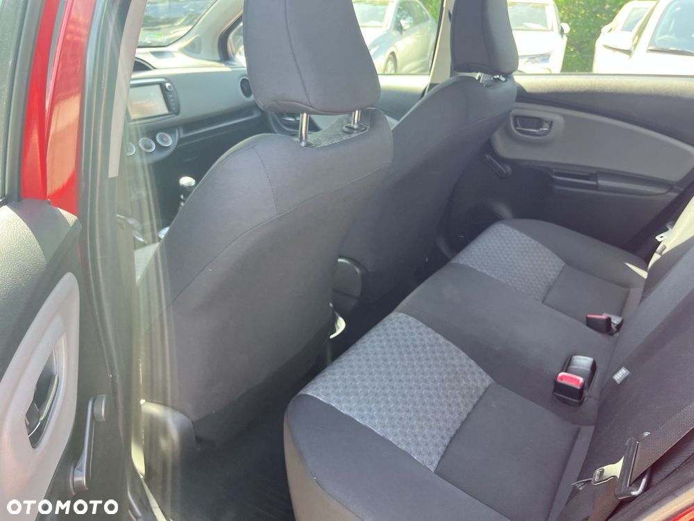 Toyota Yaris 1.33 Premium - 16