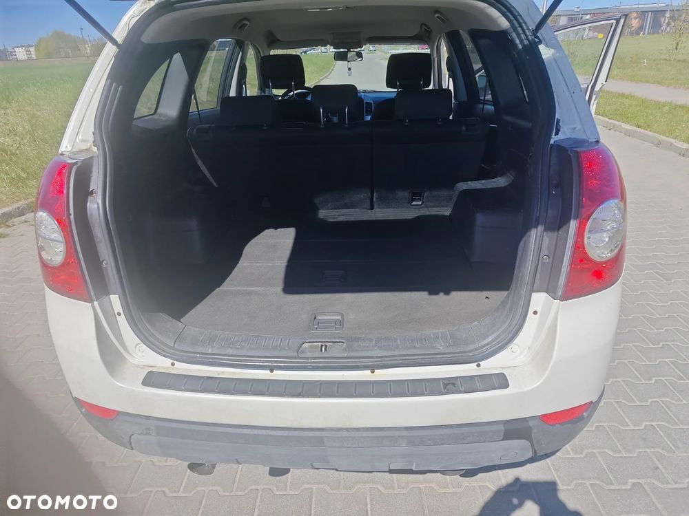 Chevrolet Captiva 2.0 d LS - 19