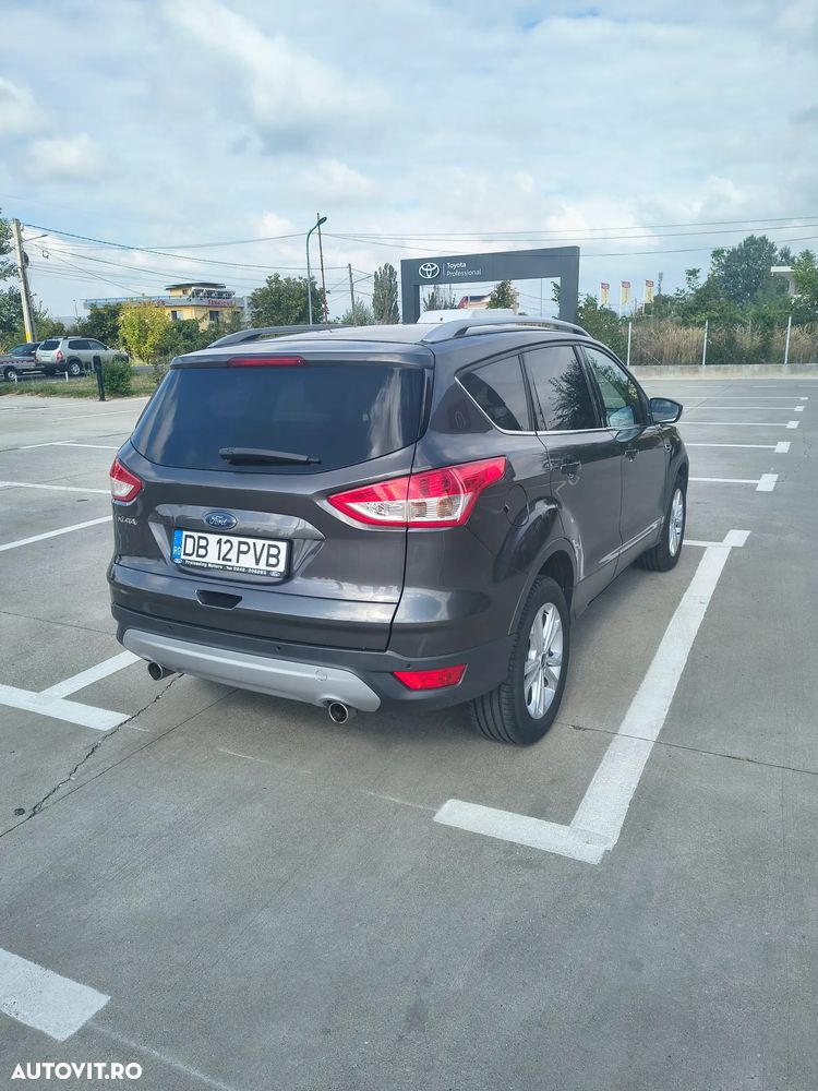 Ford Kuga - 4