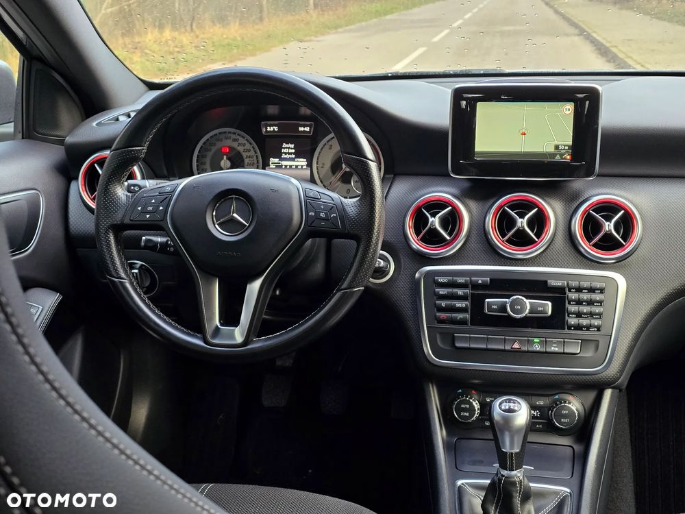 Mercedes-Benz Klasa A 180 CDI AMG Line - 33