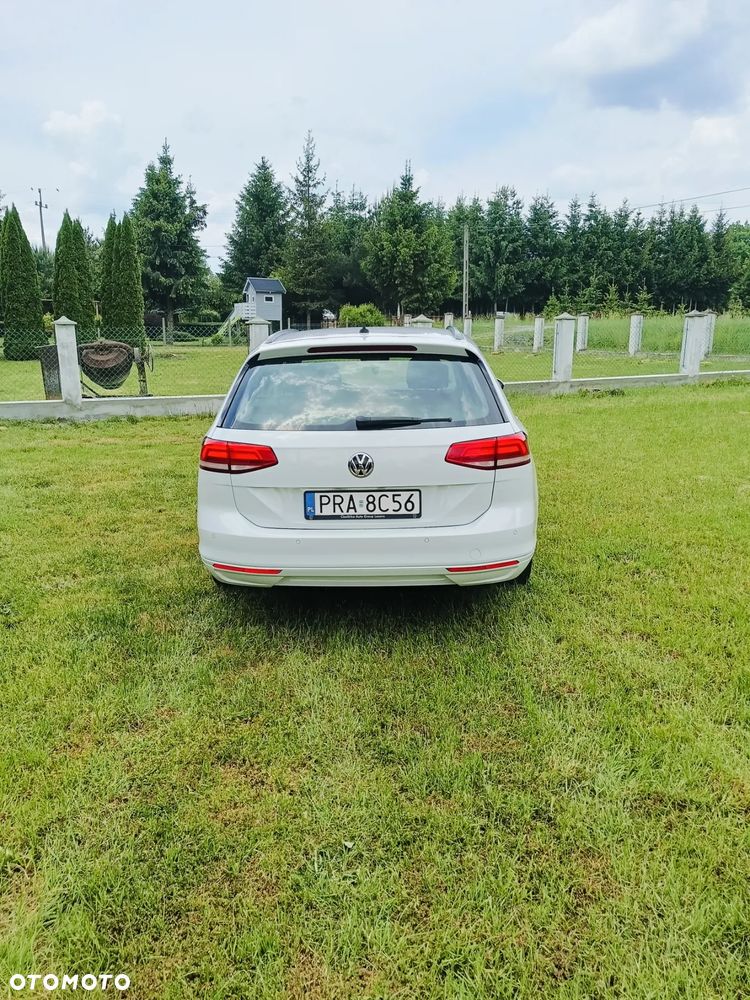 Volkswagen Passat 2.0 TDI BMT Comfortline DSG - 4