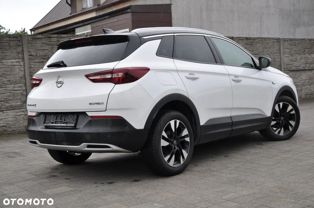 Opel Grandland X 1.5 D Start/Stop Color Line - 10