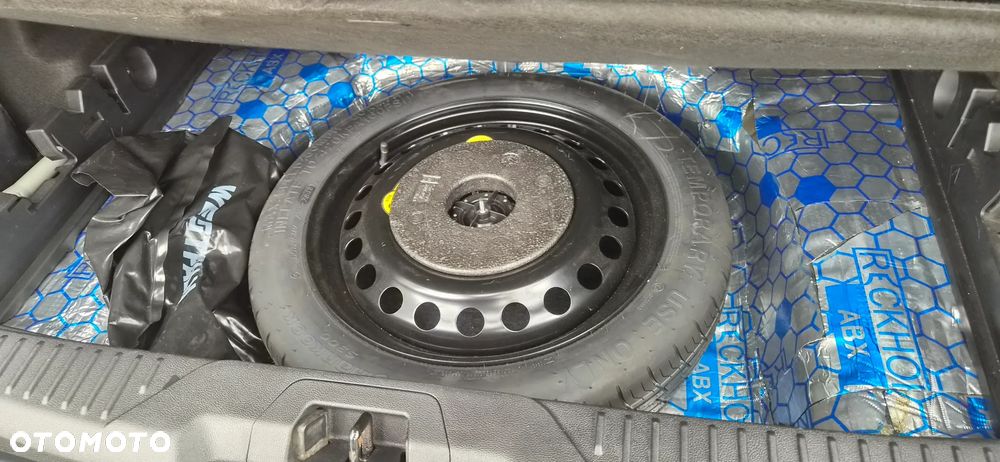 Ford Focus 2.0 EcoBlue STart-Stopp-System ST-LINE - 41