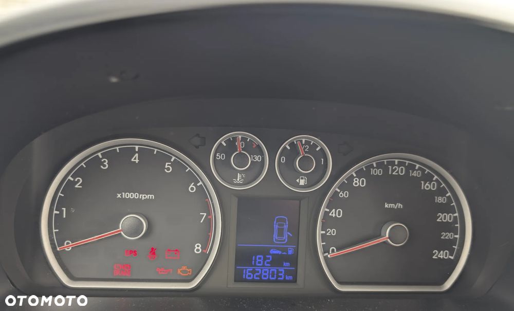 Hyundai i30 1.6 Comfort EU5 - 8